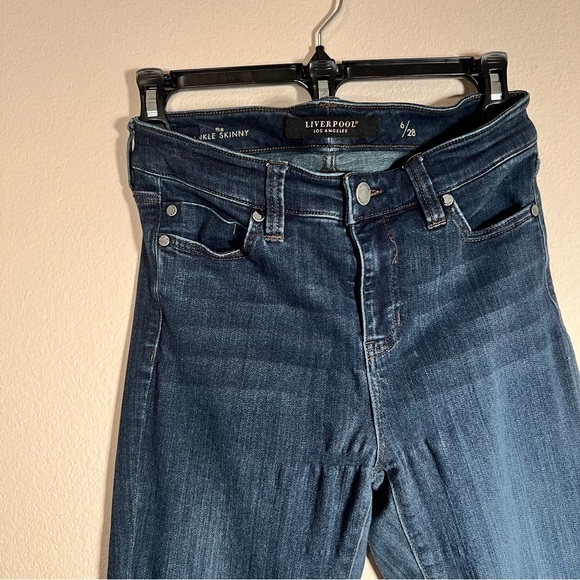 Liverpool Deep Blue Skinny Jeans Women's Small - Picture 3 of 16
